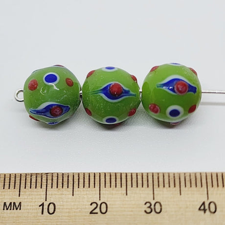 10mm Eye Bead (5) - Pea Green Opaque - Vintage Handmade Glass Lampwork Beads